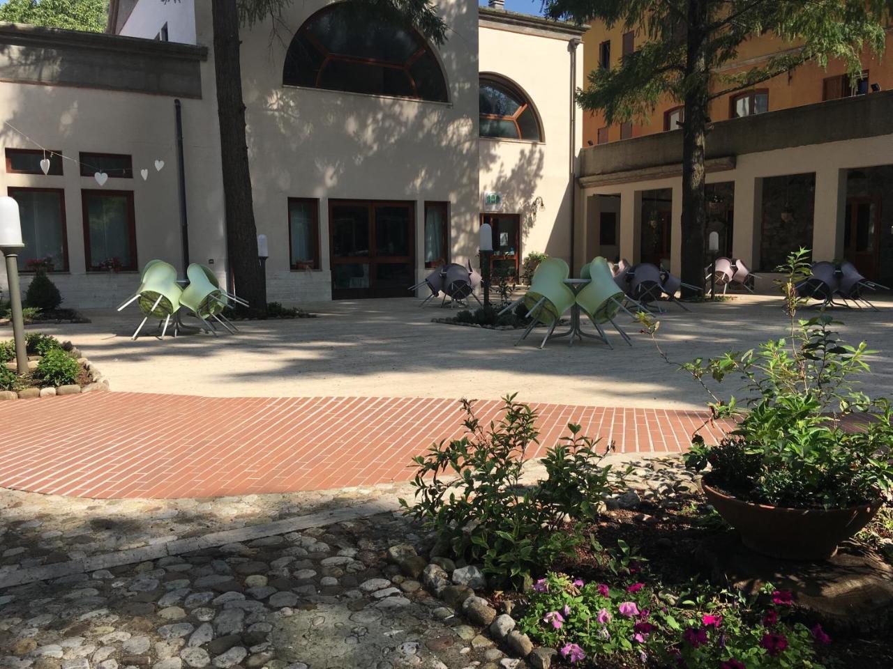 Borgo Villa Maria Monticchio  Zewnętrze zdjęcie